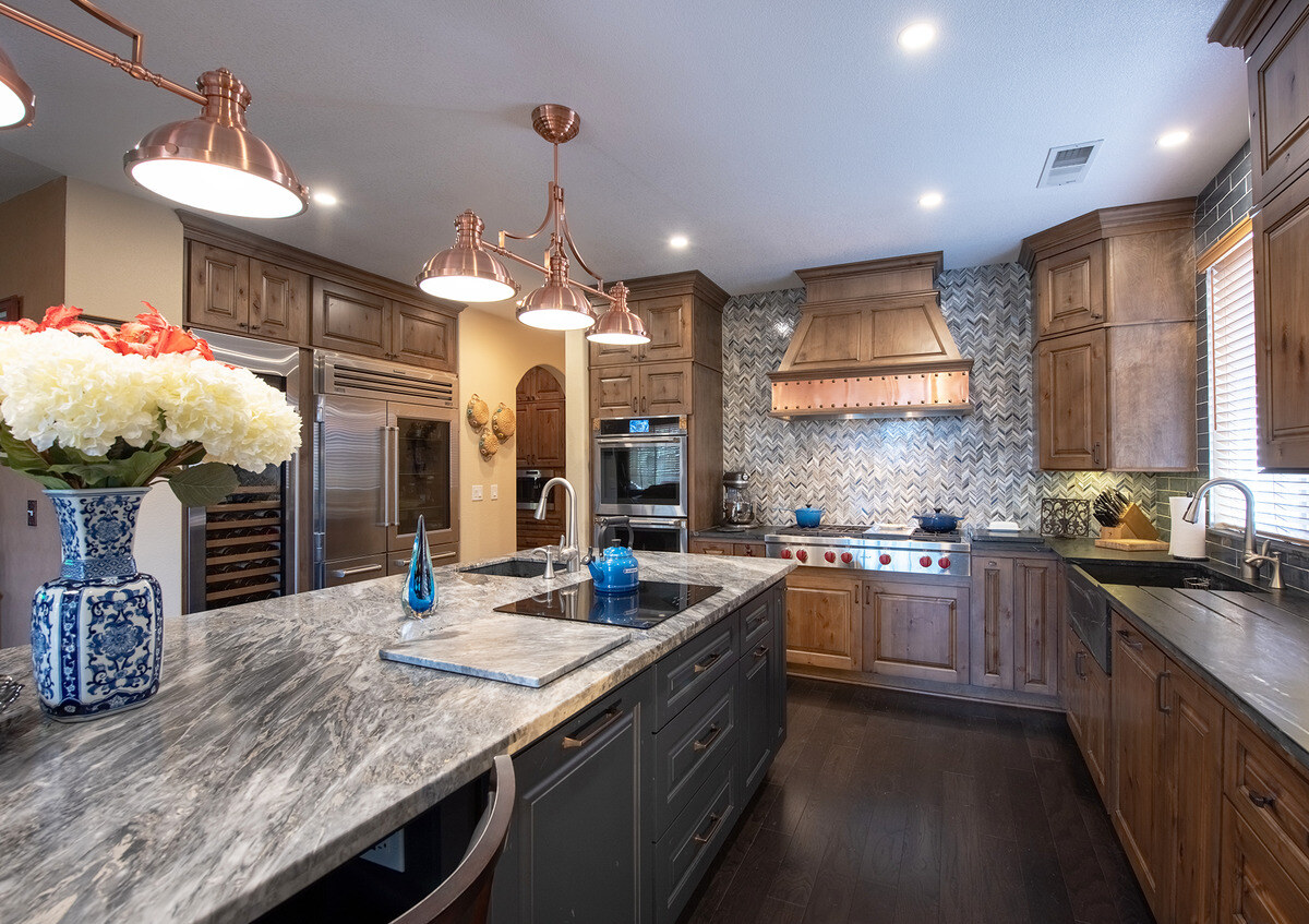 Fresno kitchen remodel with stove on island by Imagine Remodeling - Willey Ct.